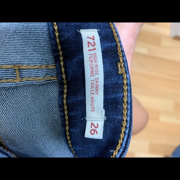 Levi high rise jeans - Picture 4 of 4